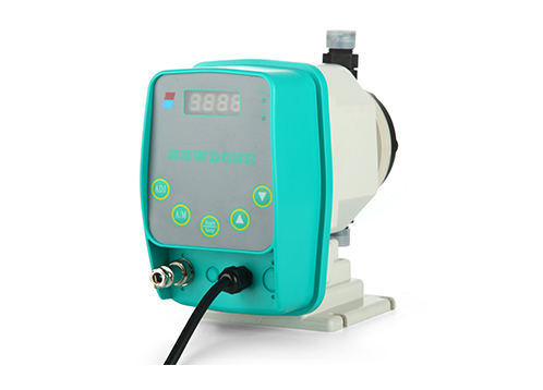新道茨DP-15-03-X计量泵产物图